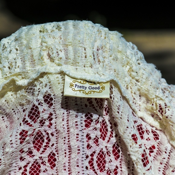 "Pretty Good" cream lace shrug - Picture 5 of 5